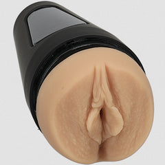 Main Squeeze - Leana Lovings - Masturbator