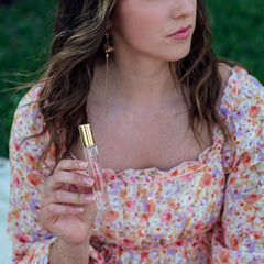 Eye Of Love Love In Bloom Sunny Daze Pheromone Perfume - 10ml - Floral & Citrus Scented Pheromone Parfum for Women to attract Men - 10 ml Spray - Mr and Mrs D's