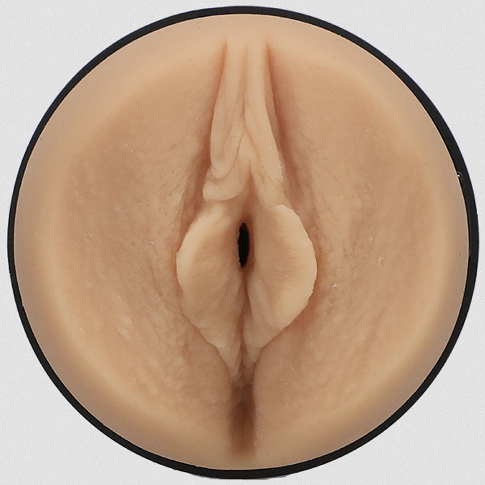 Main Squeeze - Leana Lovings - Masturbator - MASTURBATORS - Mr and Mrs D's