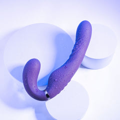 Evolved SHARE THE LOVE Vibrating Strapless Strap-on