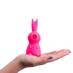 Maia HUNNI Vibrating Clit Sucker