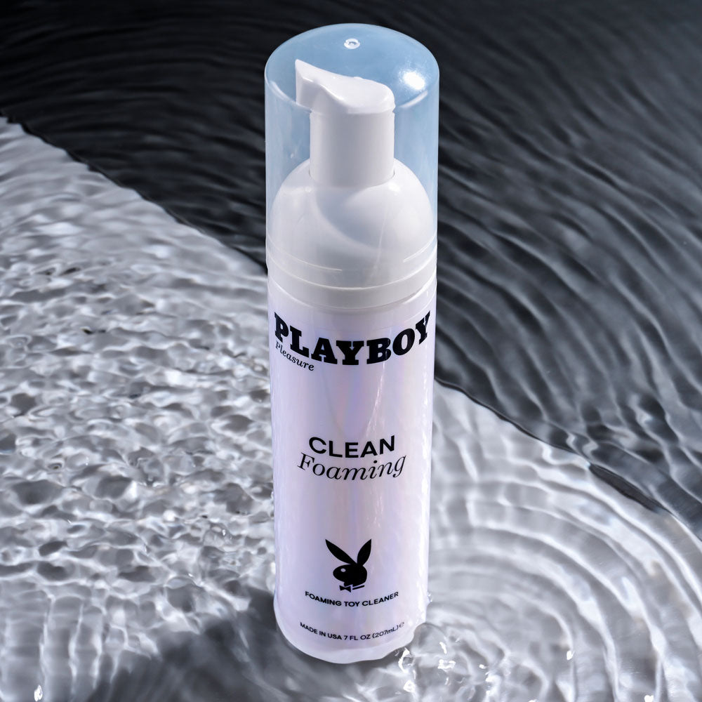 Playboy Pleasure 207ml CLEAN FOAMING