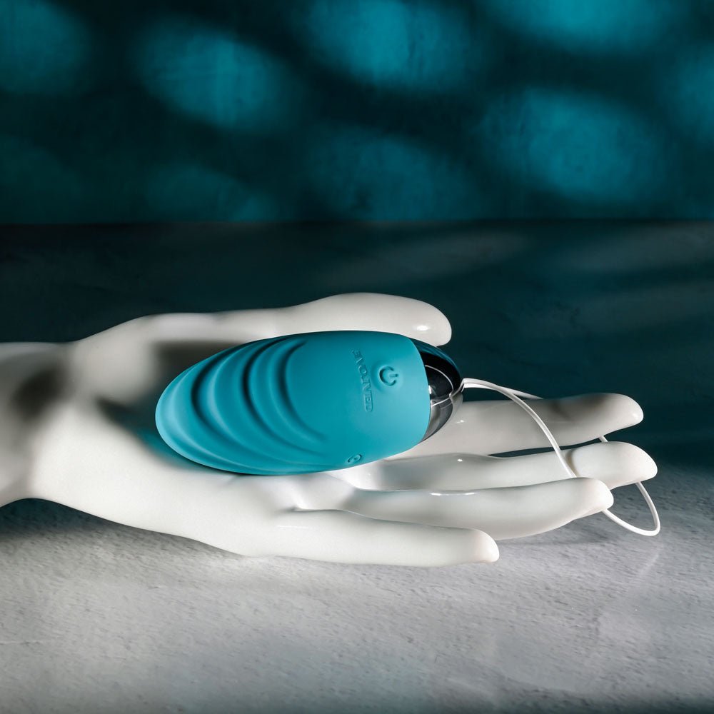 Evolved OVAL OFFICE - Green 8.5 cm USB Rechargeable Wireless Egg with Remote Control - BULLETS & EGGS - Mr and Mrs D's