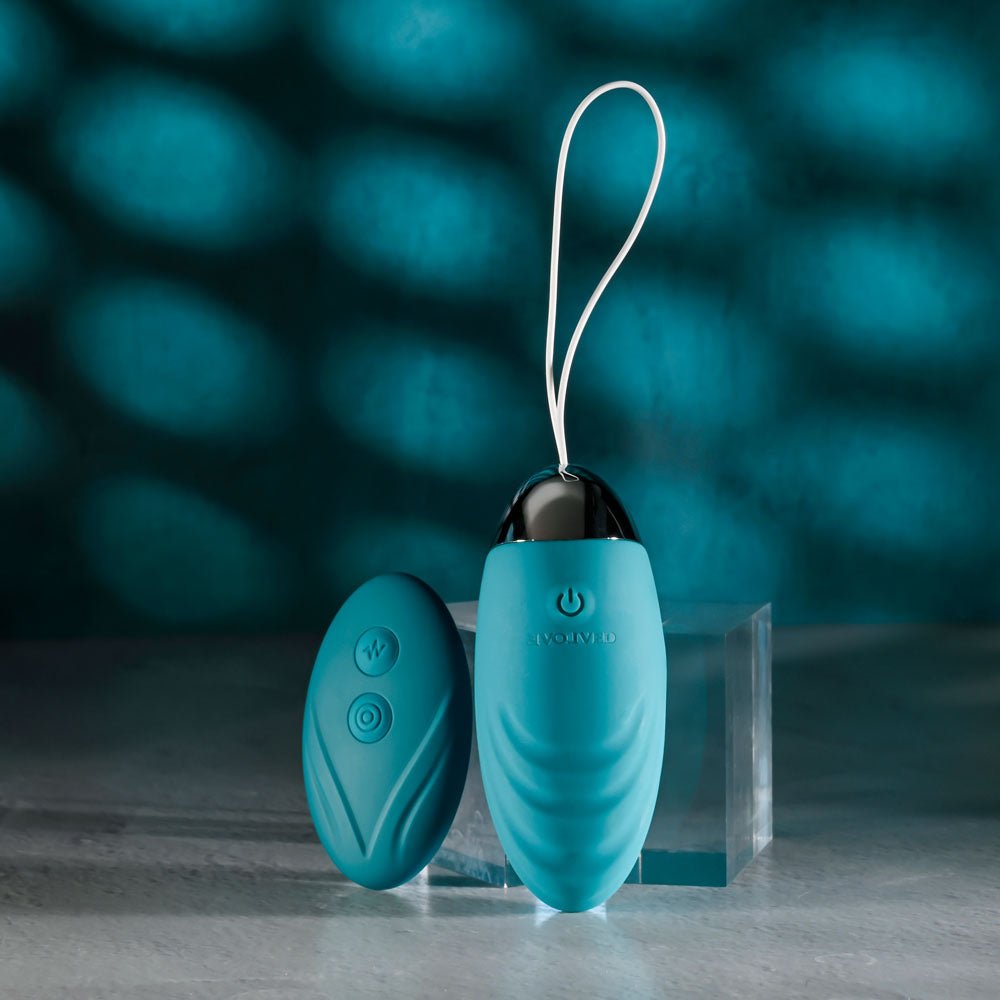 Evolved OVAL OFFICE - Green 8.5 cm USB Rechargeable Wireless Egg with Remote Control - BULLETS & EGGS - Mr and Mrs D's