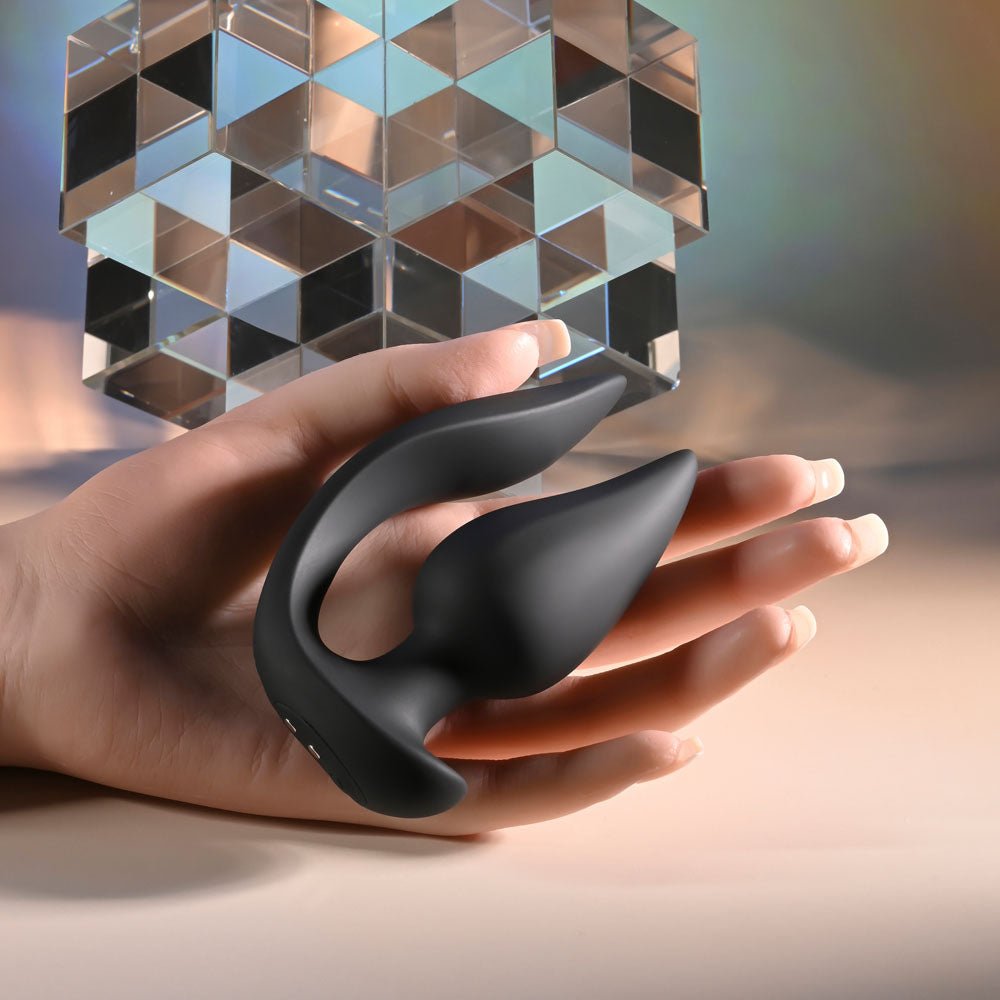 Evolved THE GENIE - Vibrating Butt Plug with Wireless Remote Black 11.2 cm USB Rechargeable - ANAL TOYS - Mr and Mrs D's