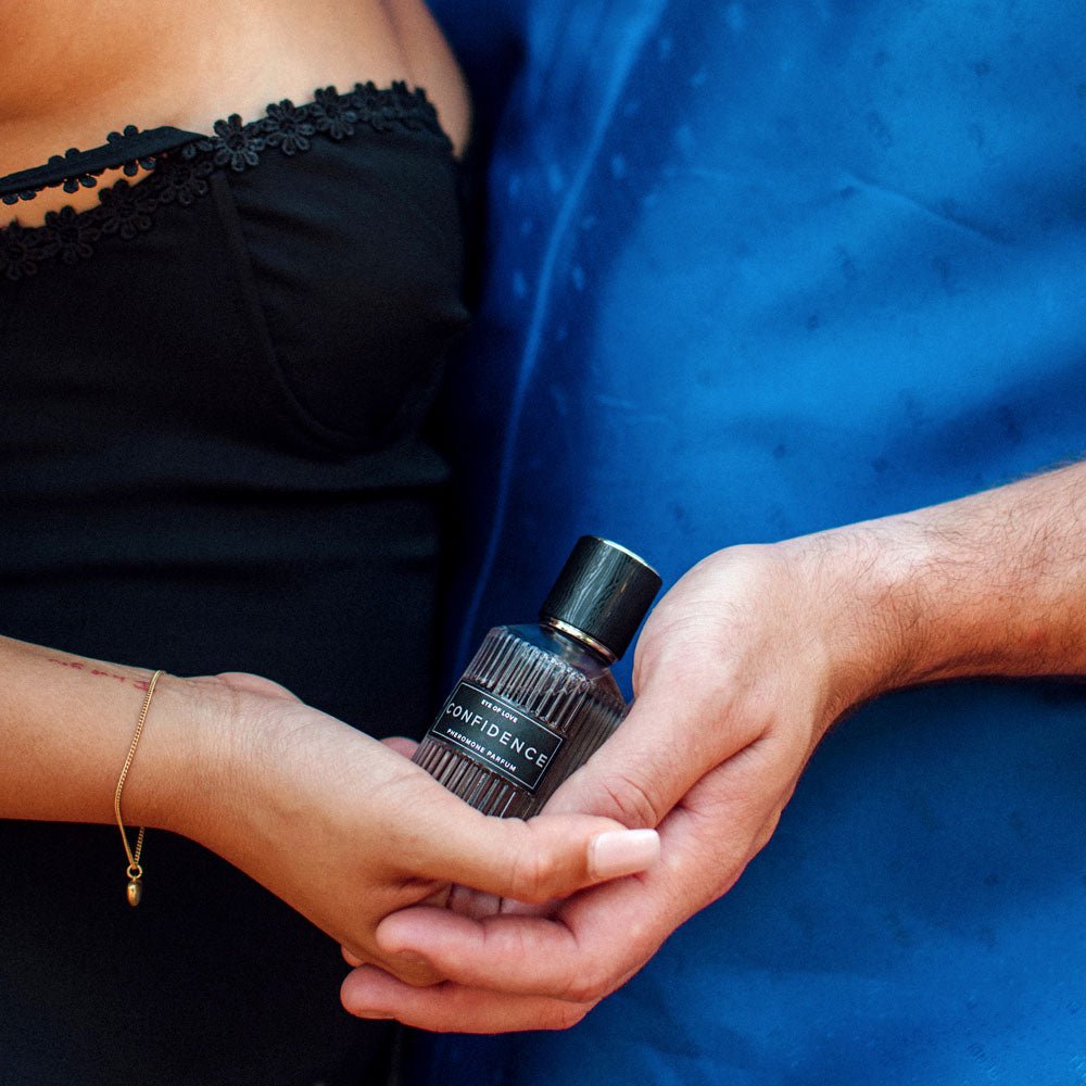 Eye Of Love Confidence Pheromone Cologne - 50 ml - Citrus Musk Scented Pheromone Cologne for Men to attract Women - 50 ml Spray - Mr and Mrs D's