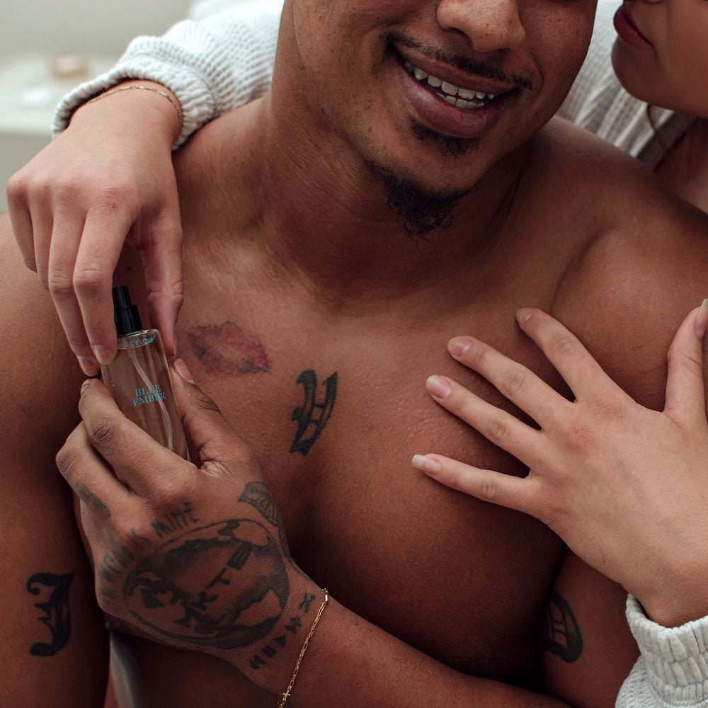 Eye Of Love Love In Bloom Blue Ember Pheromone Cologne - 30ml - Citrus & Cedar Scented Pheromone Cologne for Men to attract Women - 30 ml Spray - Mr and Mrs D's