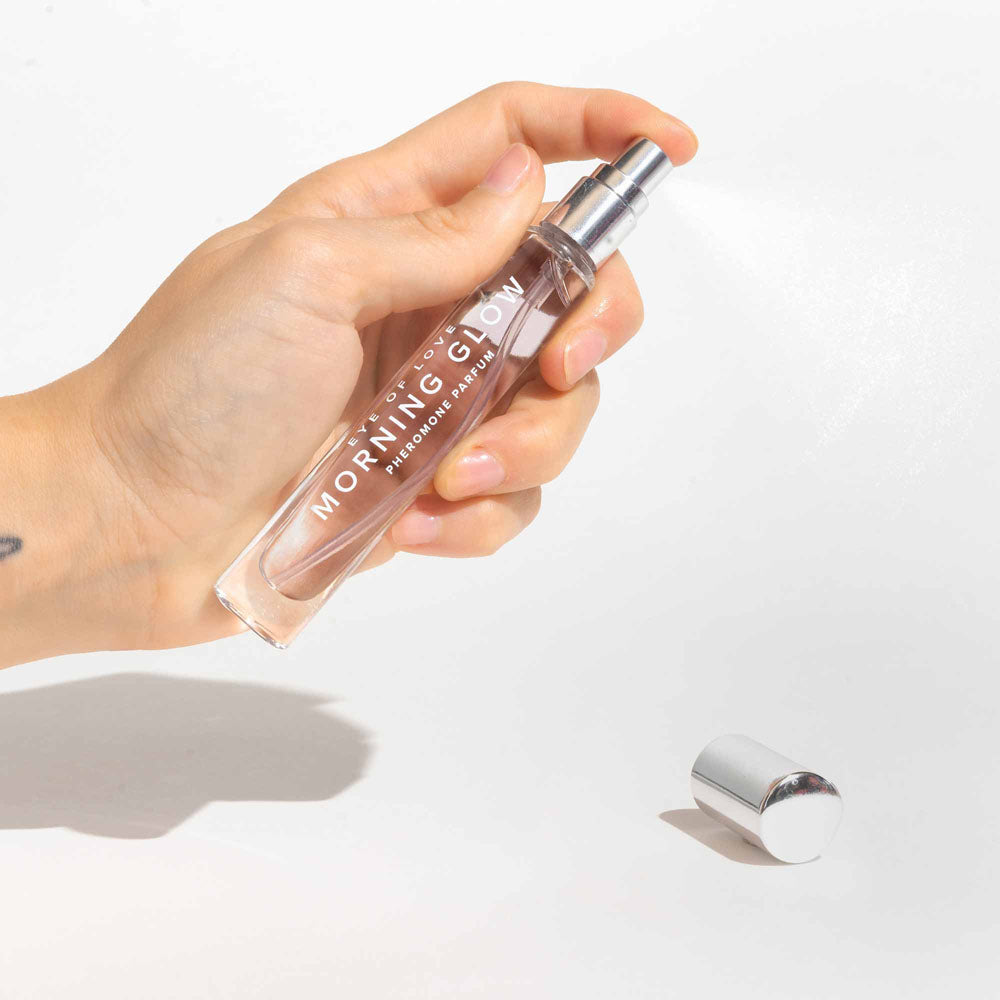 Eye Of Love Morning Glow Pheromone Perfume - 10 ml - Energising Pheromone Perfume for Women to attract Men - 10 ml Spray - Mr and Mrs D's