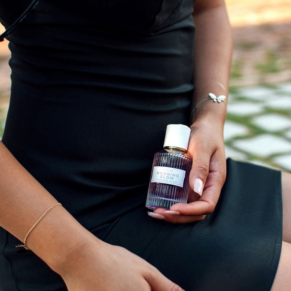 Eye Of Love Morning Glow Pheromone Perfume - 50 ml - Energising Pheromone Perfume for Women to attract Men - 50 ml Spray - LOTIONS & LUBES - Mr and Mrs D's