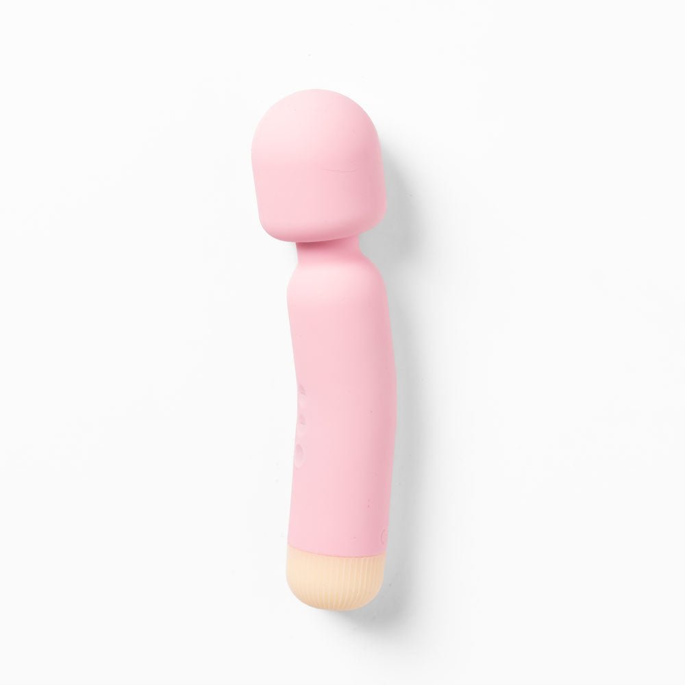 Girls Get Off - Wanda Massage Wand - Pink 16.8 cm USB Rechargeable Massage Wand - Mr and Mrs D's